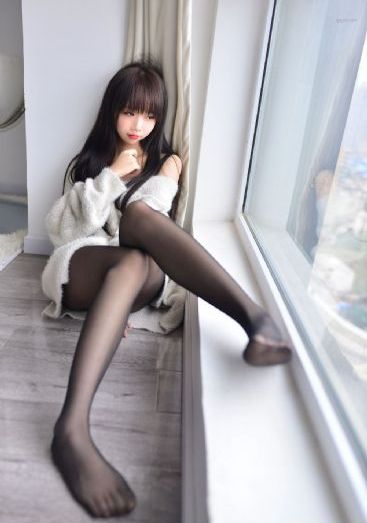 大胆开放国模沟沟美女抹胸内衣_720最新电影在线观看